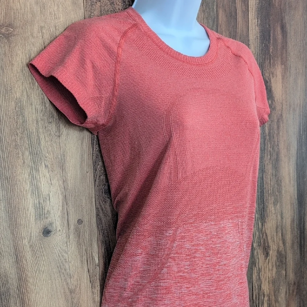 LuLuLemon Pink Active Short Sleeve Red Tee S